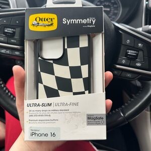 OtterBox Symmetry Series iPhone 16 Case - Black & White Checkerboard